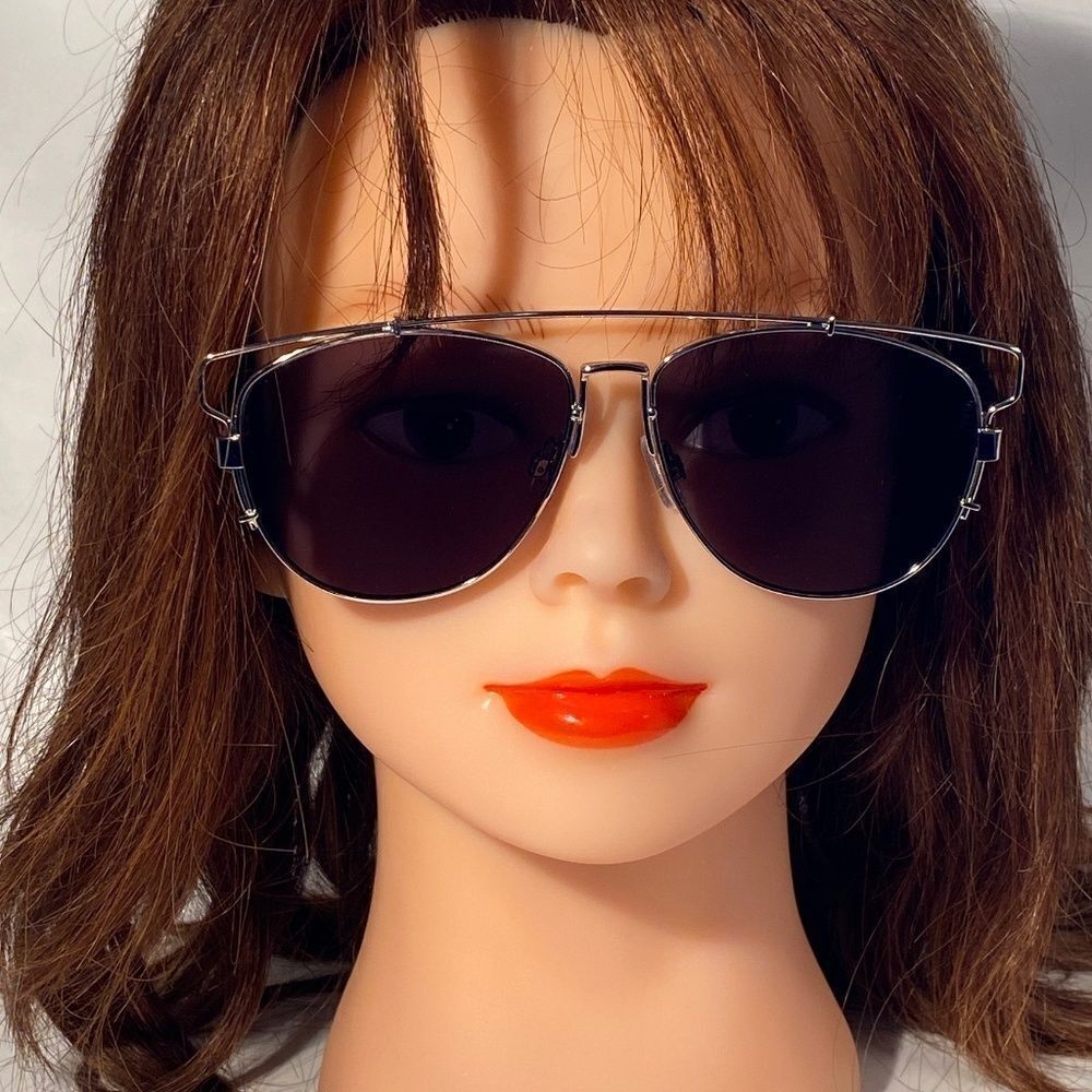1348 Sunglasses Silver Wire Frame With Black Lens NWT